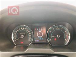 جاكوار XF